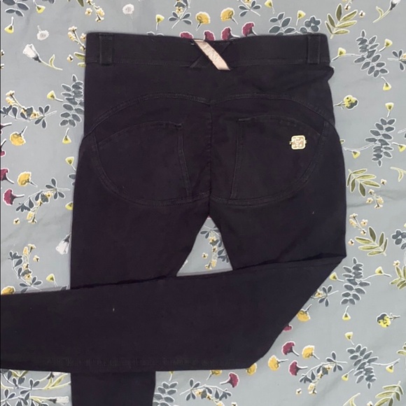 Freddy Pants - Picture 2 of 5